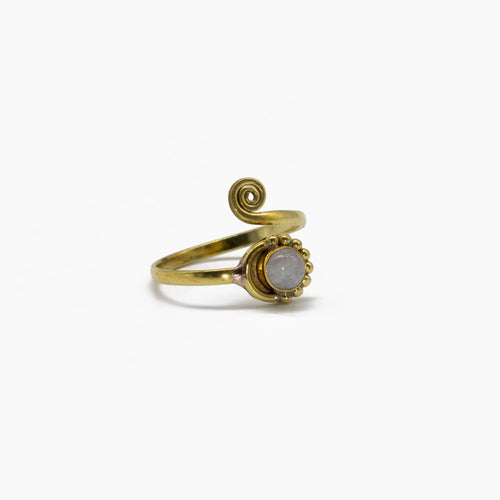Anillo uma piedra lunar
