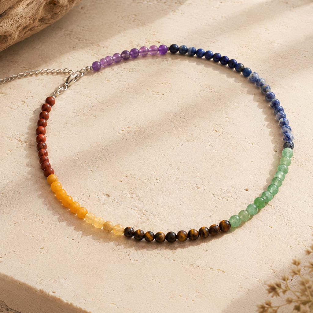 Gargantilla 7 chakras sobre piedra