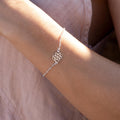 detalle de pulsera  Flor de la vida 