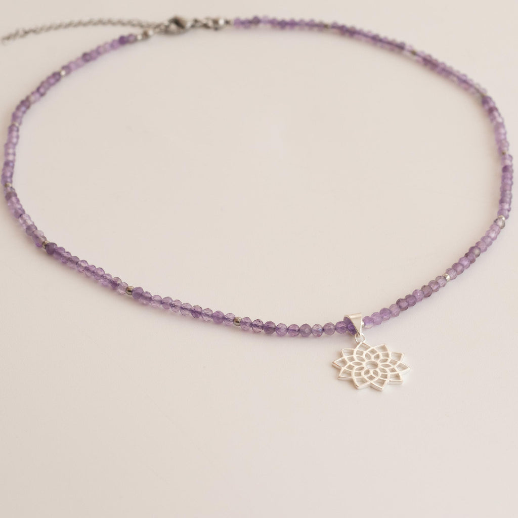 Collar Sahasrara amatista