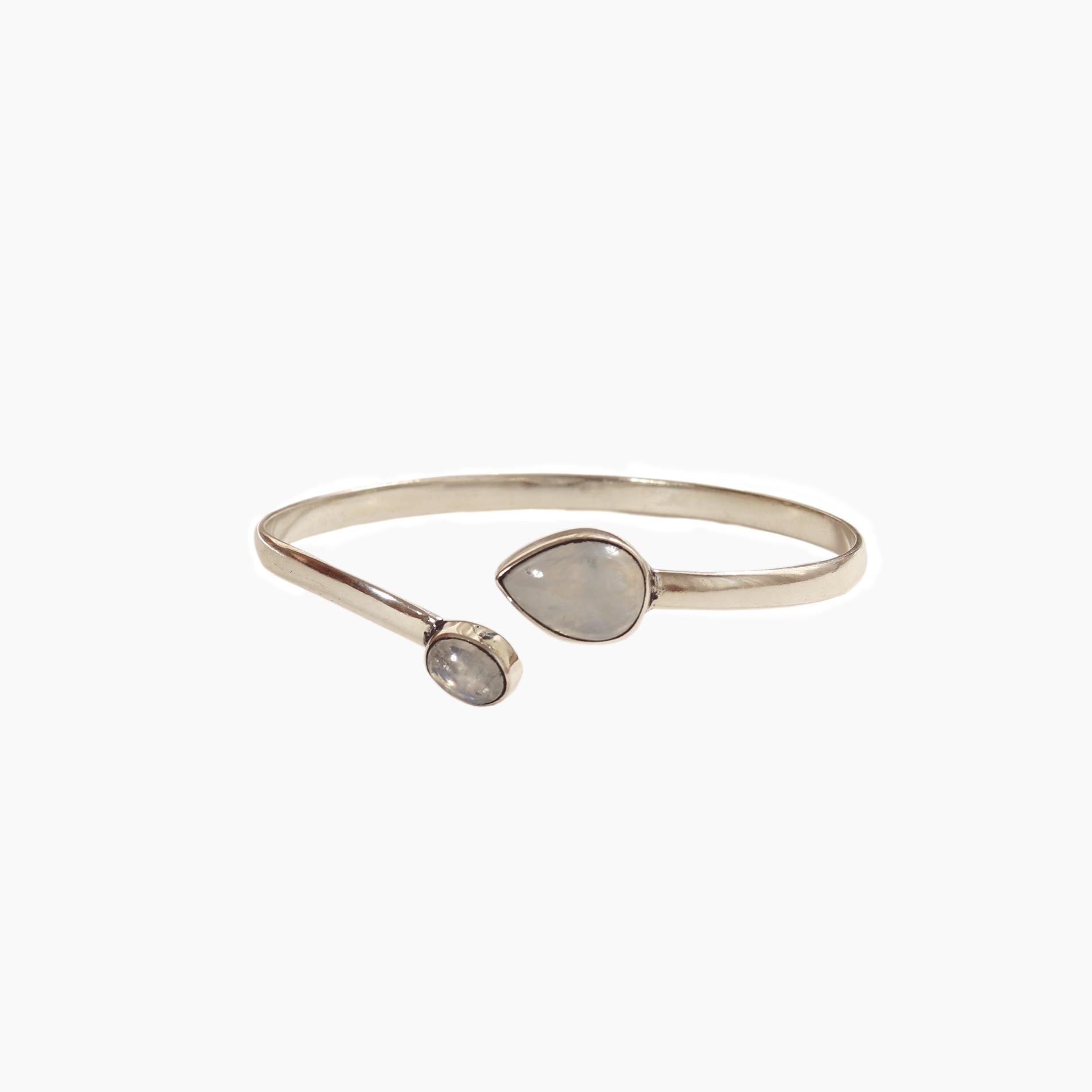 brazalete piedra luna keira fondo blanco