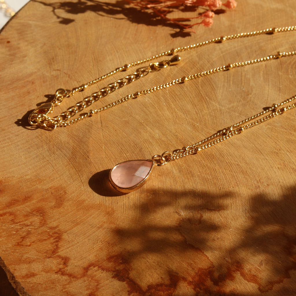 collar cuarzo rosa oro