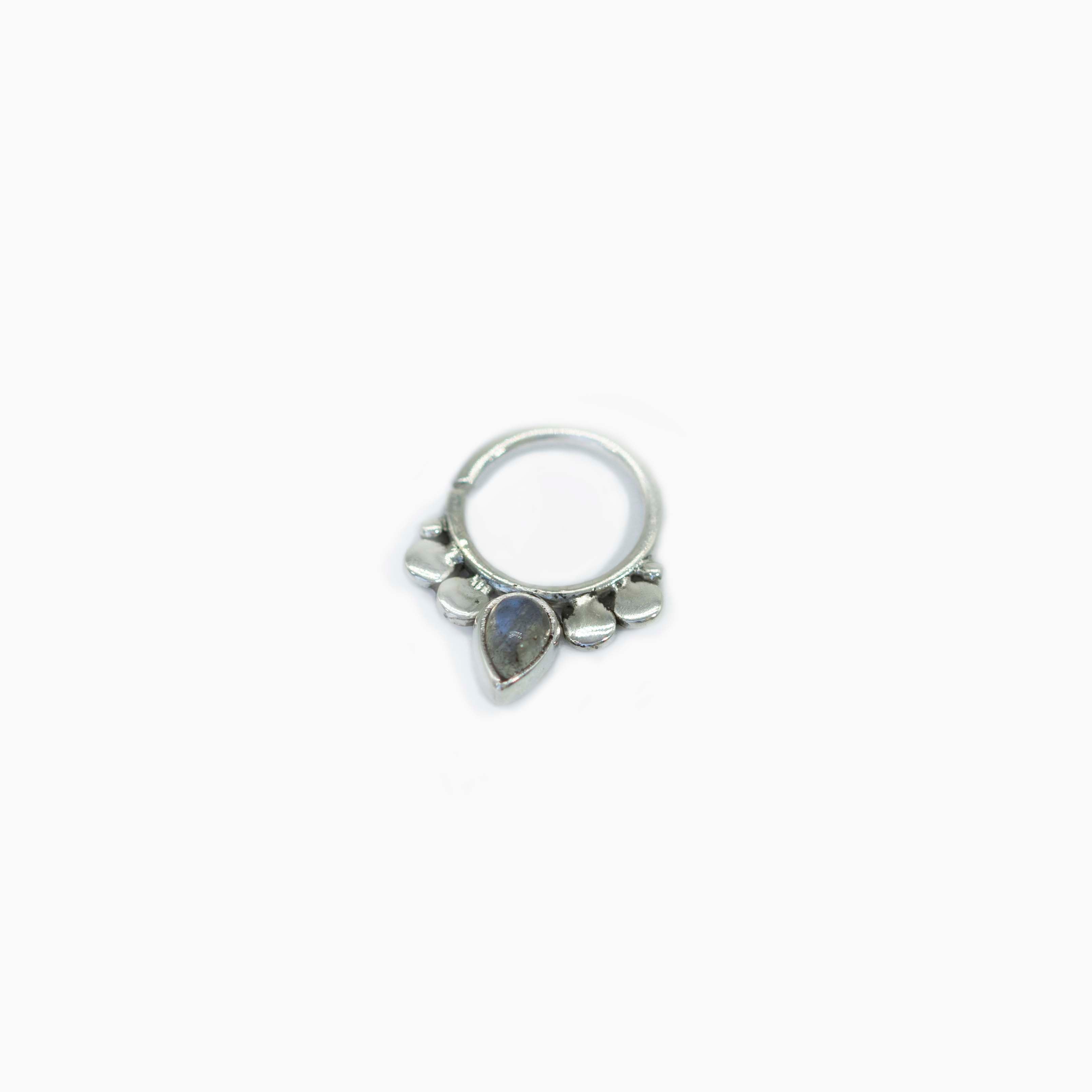 Gaia septum piercing piedra lunar plata