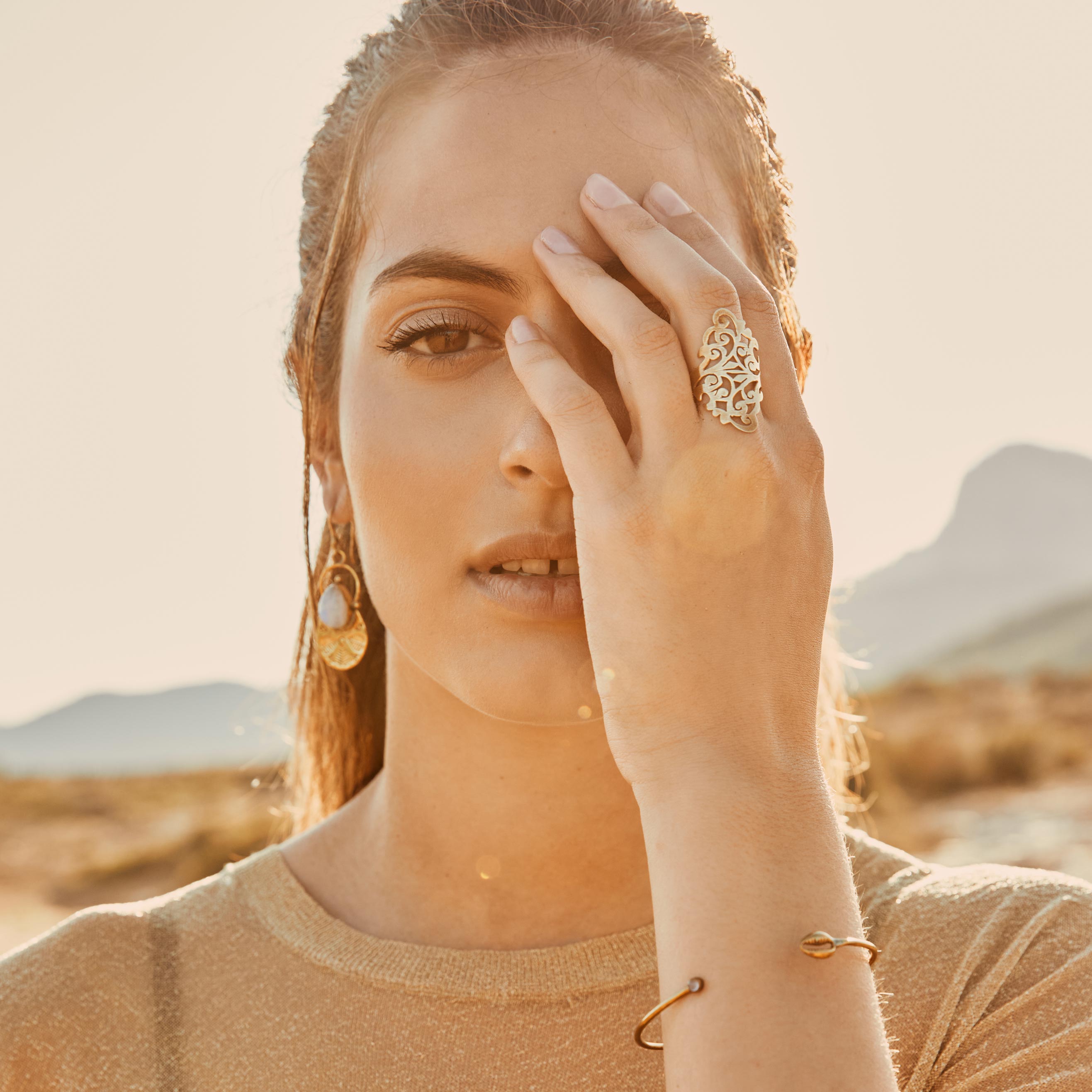 modelo ocn pendientes ada piedra lunar dorado