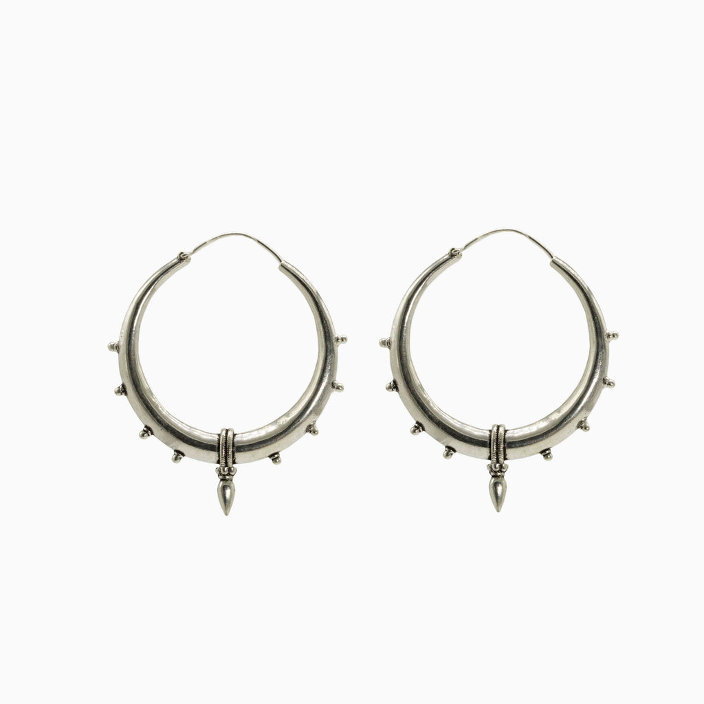 pendientes aro spike large fondo blanco