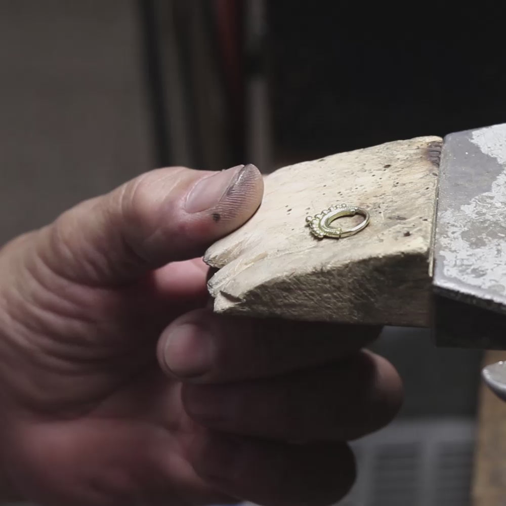 piercing septum maya hecho a mano