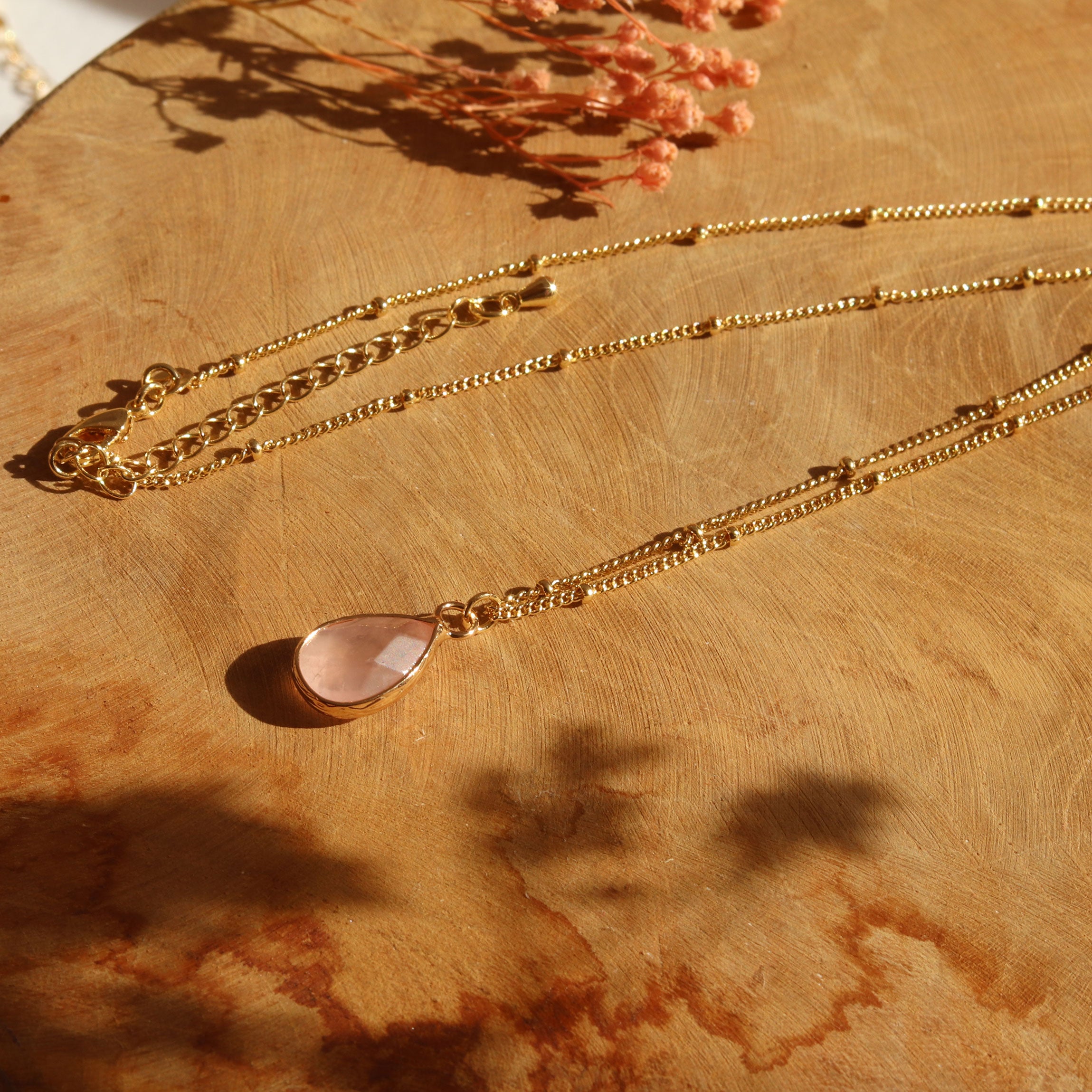 collar cuarzo rosa oro