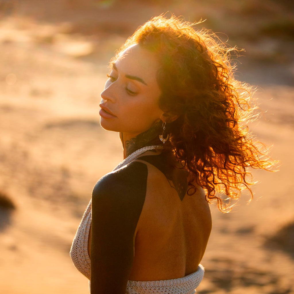 modelo con pendientes onixshasha