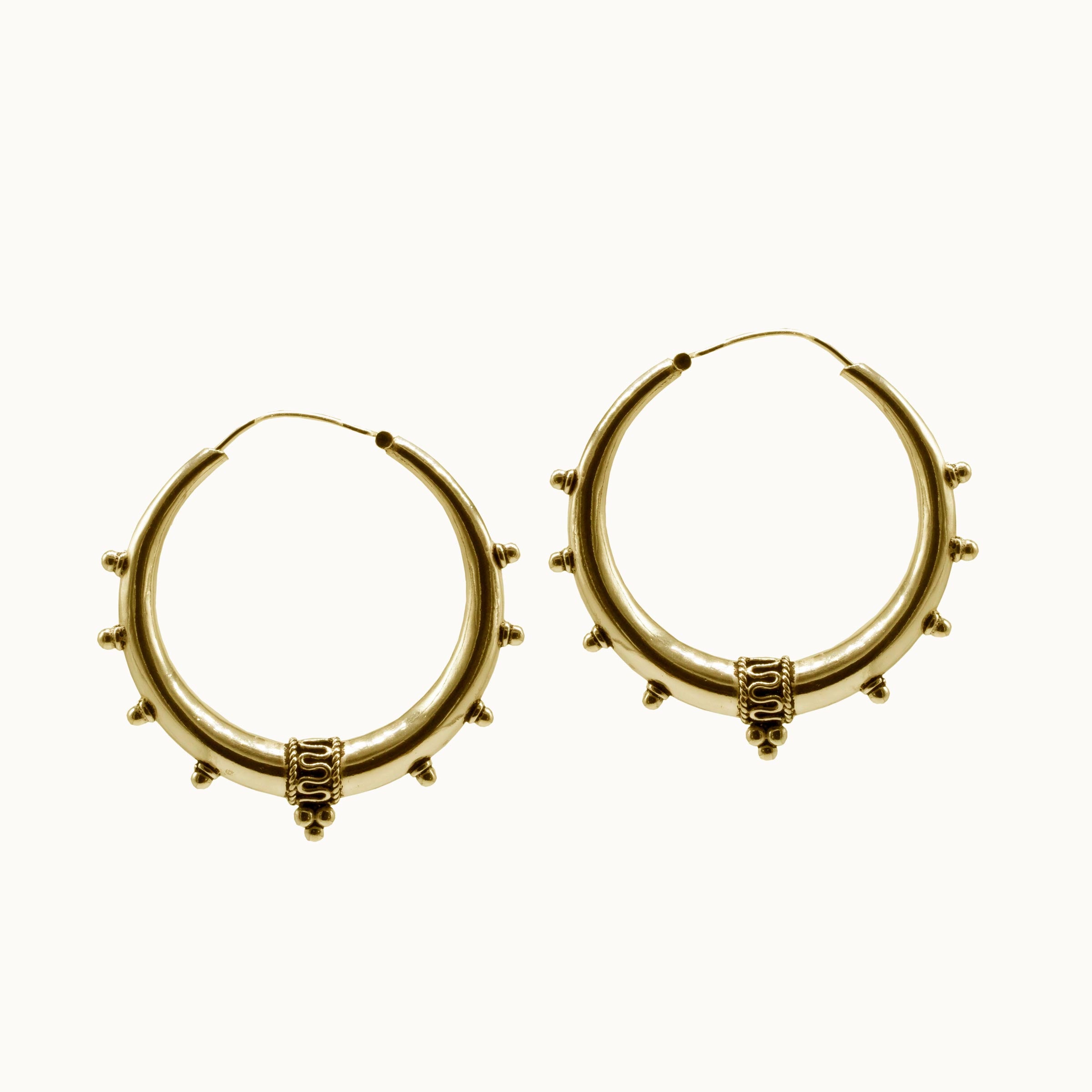 Pendientes Shakti