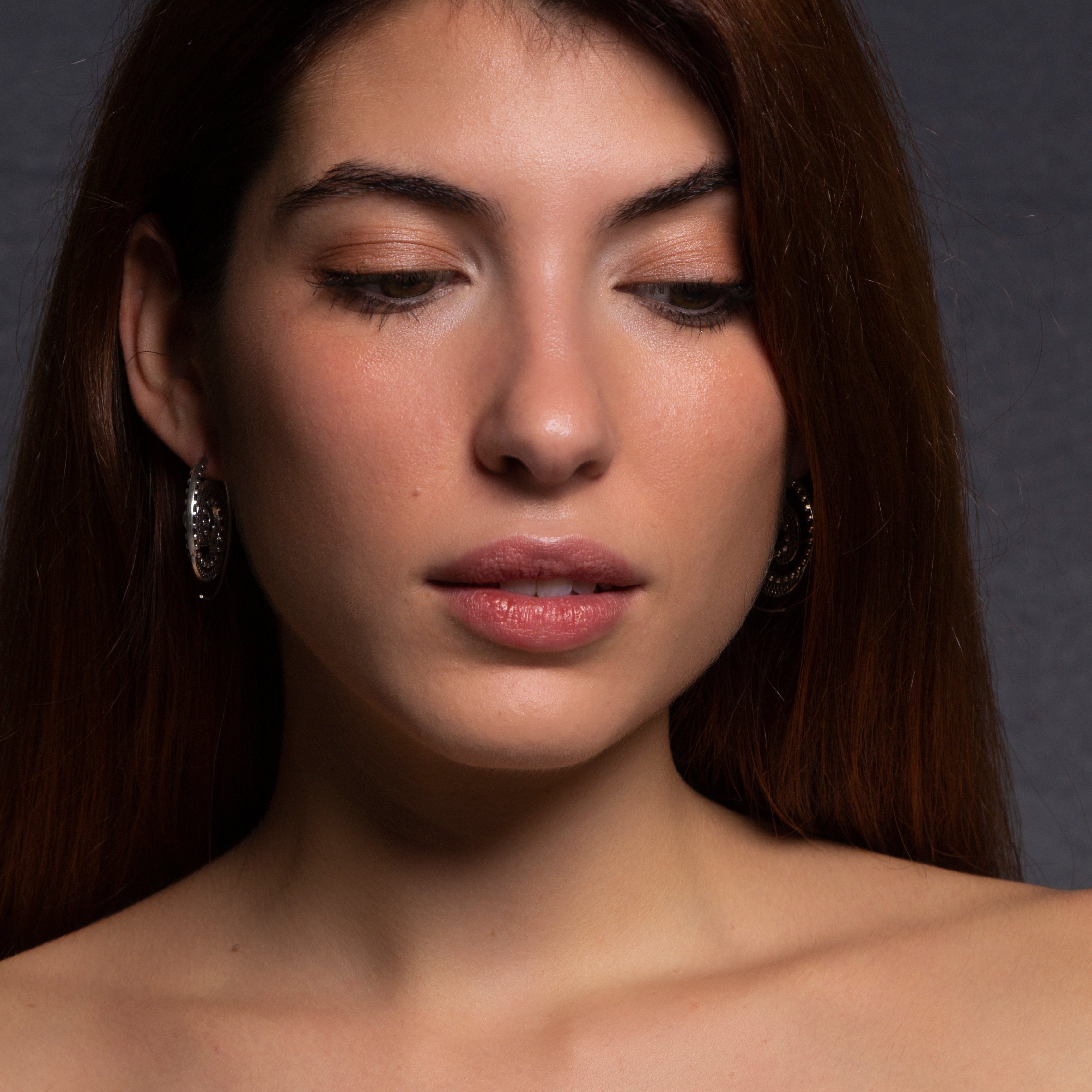 modelo con pendientes espiral amatista