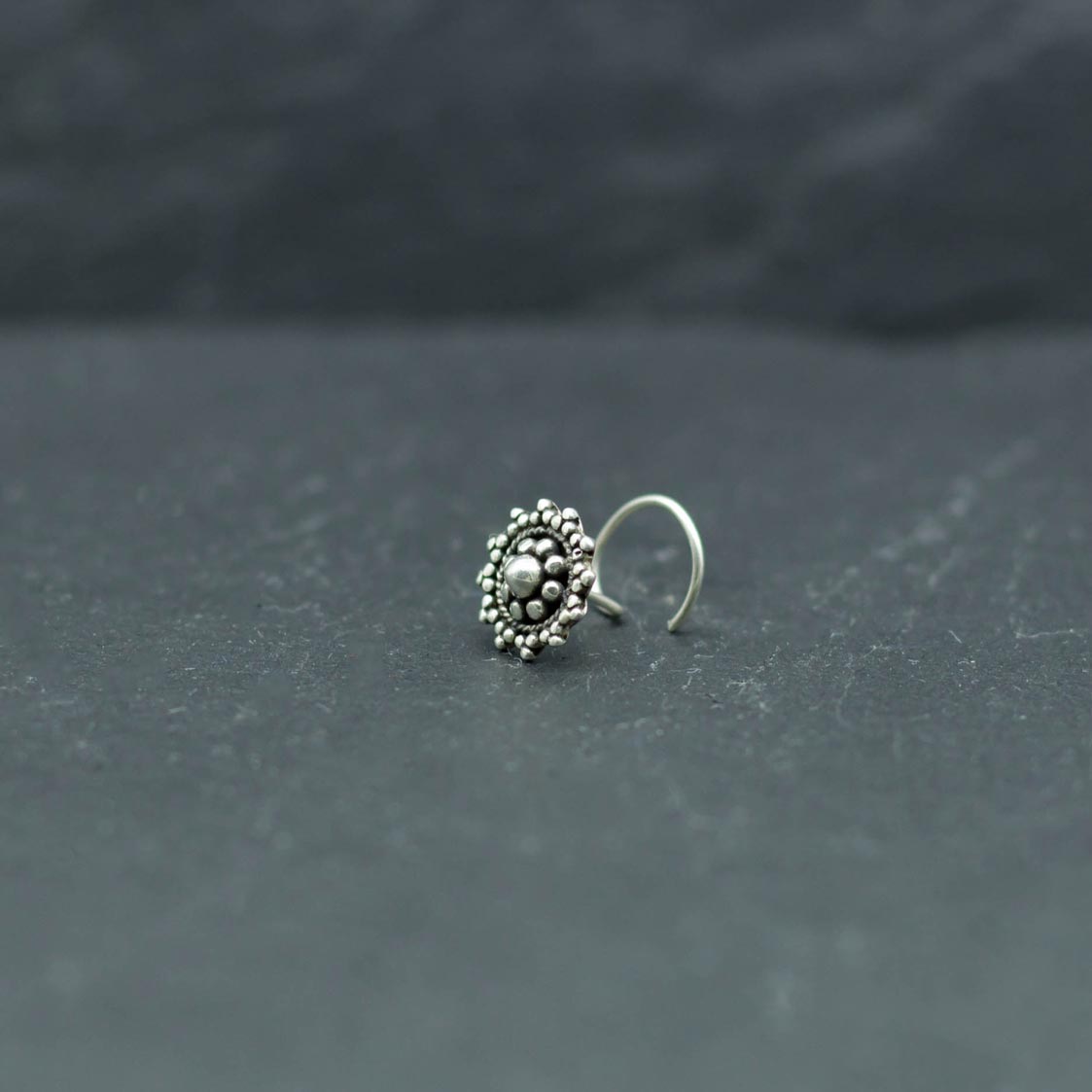 sita piercing nostril plata