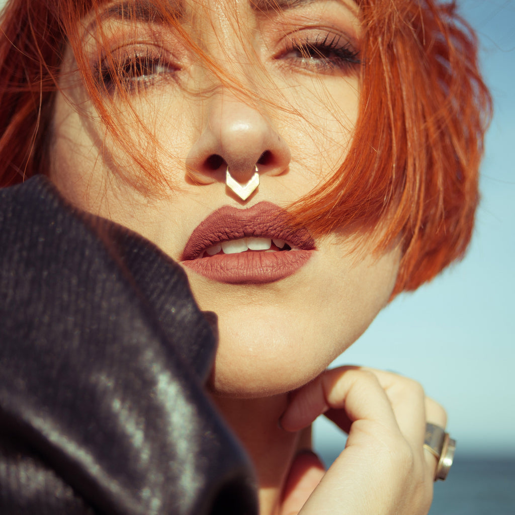 modelo con triangulo septum piercing